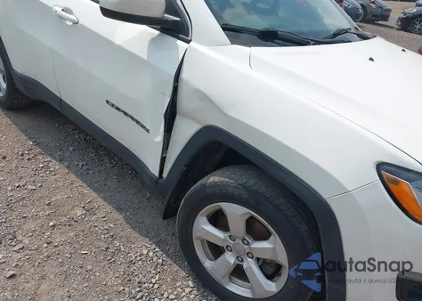 2018 Jeep Compass Latitude 4X4 from USA, damaged, VIN 3C4NJDBB1JT360813